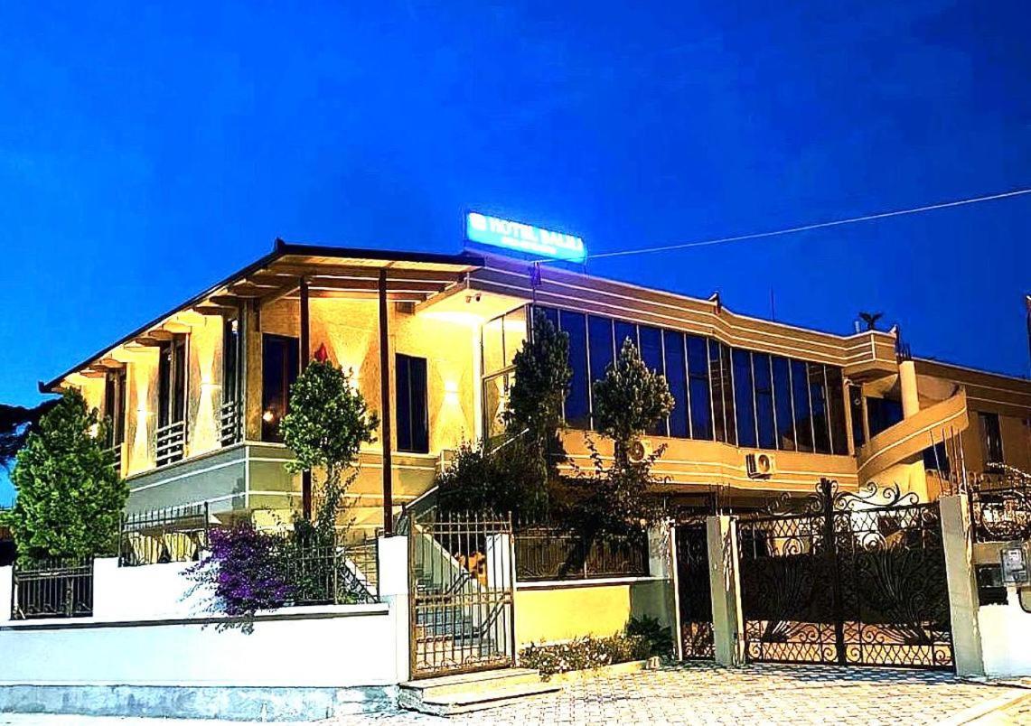 Hotel Balili Vlorë Εξωτερικό φωτογραφία