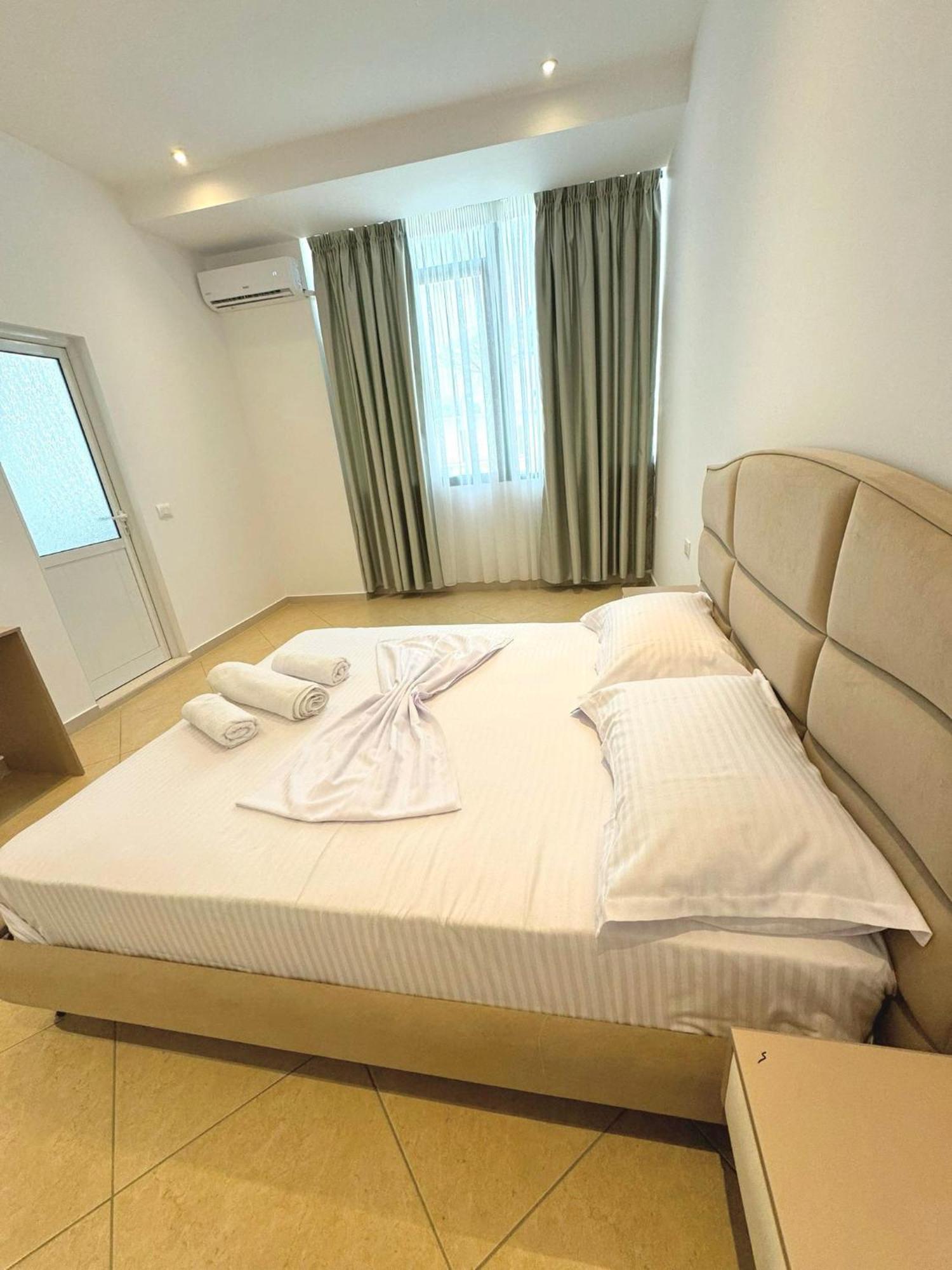 Hotel Balili Vlorë Εξωτερικό φωτογραφία
